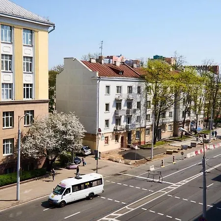 So Cosy Apt In The City Heart Near Kupaly Theater Мінськ