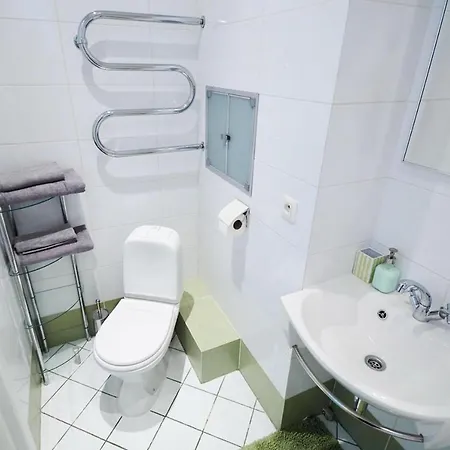 Апартаменти So Cosy Apt In The City Heart Near Kupaly Theater